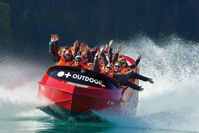 Winter Jetboat Ride - Discover the Winter Jetboat Ride in Interlaken