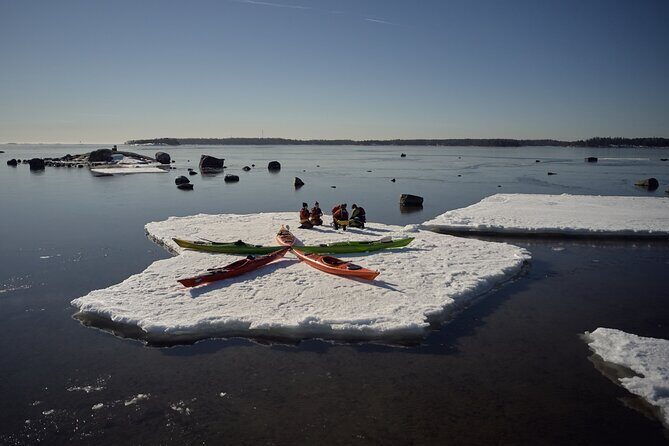 Winter kayaking in Eastern Helsinki archipelago - In-Depth Review of the Winter Kayaking Experience
