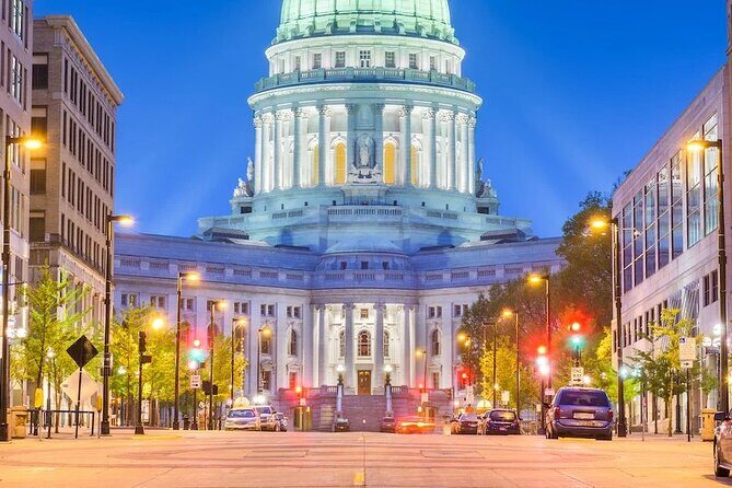 Wisconsin's Madtown: A Madison Self-Guided Walking Tour - Key Points