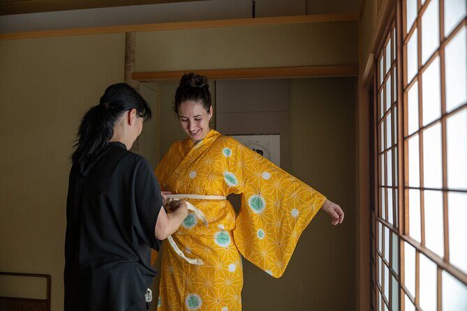 With AI Translation Kimono Stroll in Shikemichi and EndojiStreets - In-Depth Review: A Cultural Stroll Through Nagoya’s Historic Streets