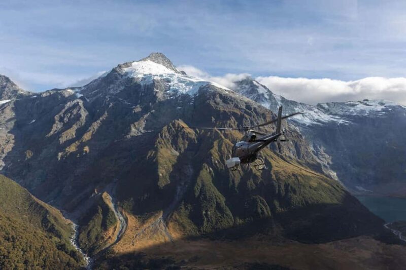 Wnaka: Heli Jet Combo - Helicopter & Jet Boat Adventure - Exploring the Wilderness from the Sky and Water