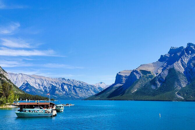 Wolfdog Sanctuary and Banff Day Trip - An In-Depth Look at the Wolfdog Sanctuary and Banff Day Trip