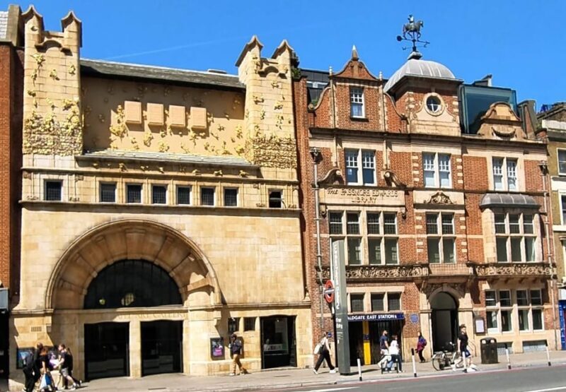 Women in London: Whitechapel Walk by Sams Walk - FAQ