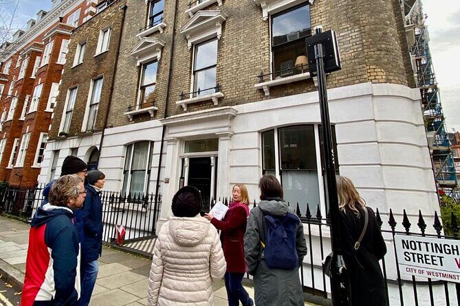 Women of Whitechapel 2 hour Walking Tour - The Experience: A Step-by-Step Breakdown