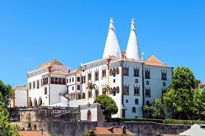 Wonderful Private Full Day Tour in Sintra - Exploring Sintra: A Fairy-Tale Land