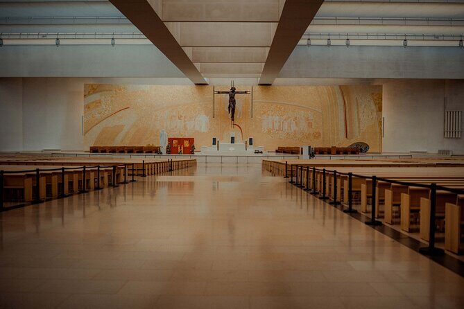 Wonders of Fátima and Óbidos  Private Tour to Portugals Center - Discover Portugal’s Cultural and Coastal Treasures on this Private Day Tour