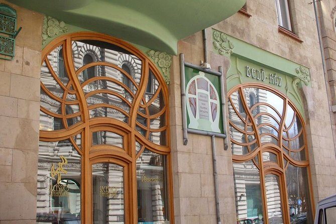 Wonders of Secession in Budapest, a private tour by car and guide - Who Should Consider This Tour?