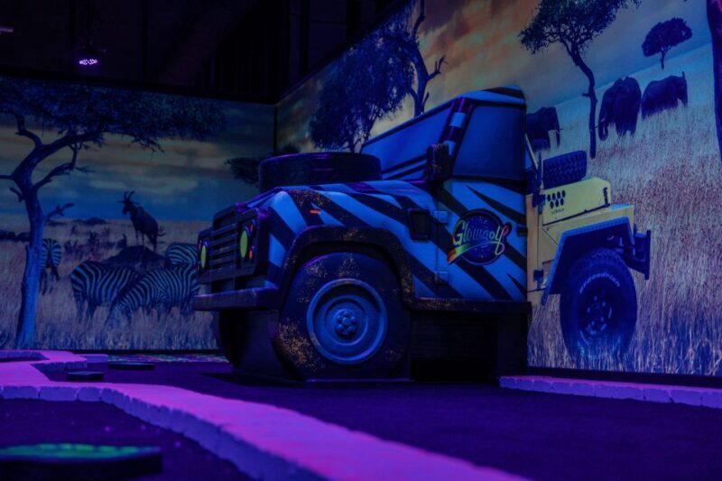 Woop! Glow golf: Ljubljana Btc City - What is WOOP! Glow Golf?