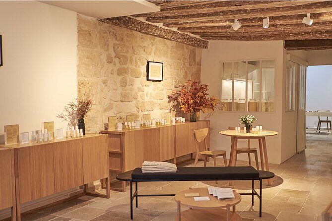 Workshop in Paris 100% Organic Lip Care - Discover the Art of Natural Lip Care in Paris’s Marais