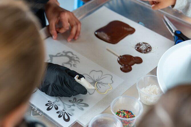 Workshop To Create Your Own Chocolate Bars - An Authentic Chocolate Experience in the Heart of Mexico City