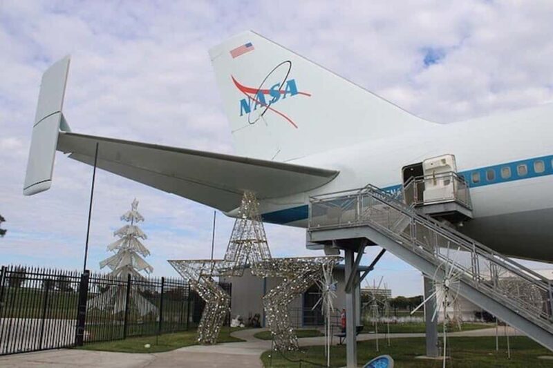 World Cup: Houston NASA Spanish Tour Guide & Tunnel Tour - The Sum Up