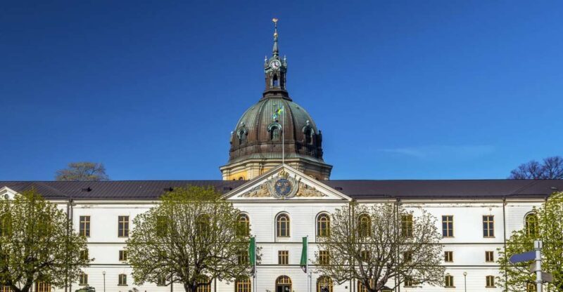World War II Stockholm Old Town Walking Tour and Army Museum - A Closer Look at the WWII Stockholm Old Town Walking Tour and Army Museum