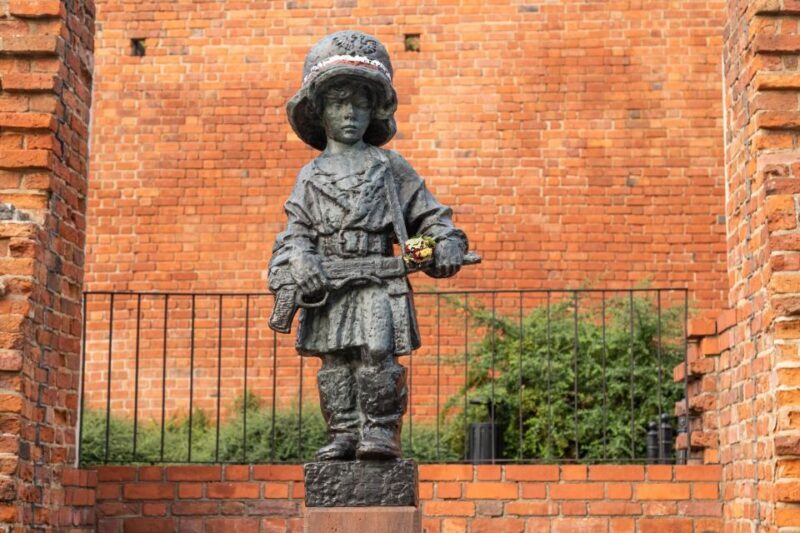 World War II Warsaw Old Town, Military Cemetery Walking Tour - FAQ