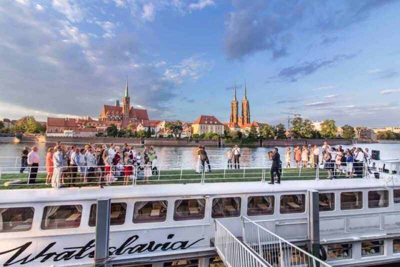 Wrocaw: Long City Walk and Luxury Ship Cruise (for groups) - Wrocław: Long City Walk and Luxury Ship Cruise (for groups)