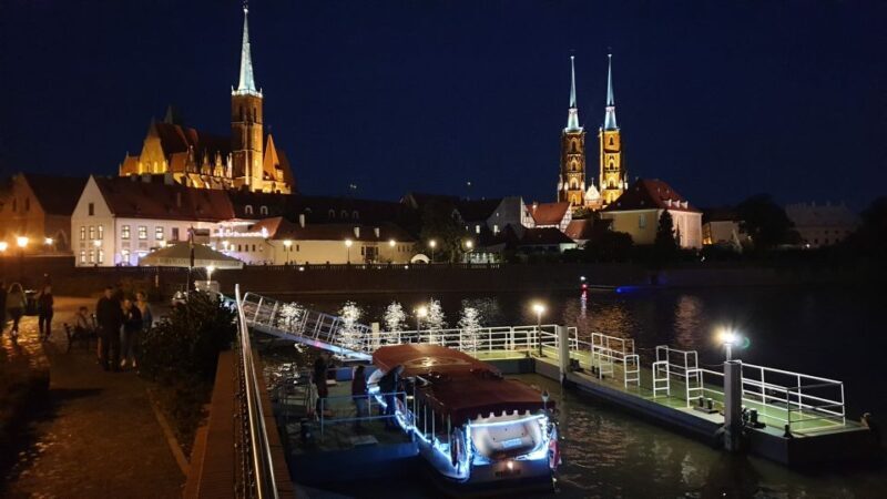 Wrocaw: Old City Night Walk and Gondola Ride - Why This Tour Stands Out