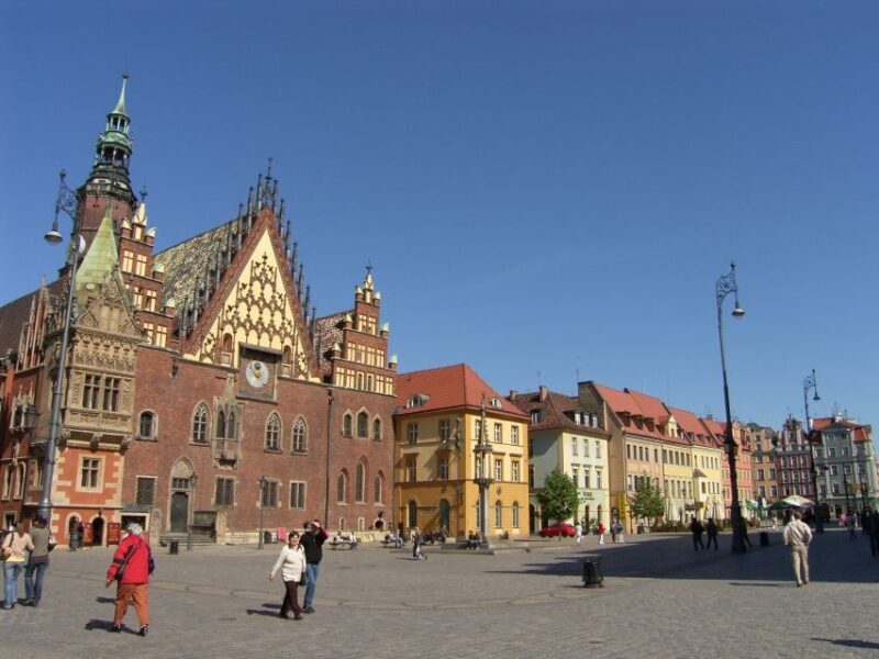 Wroclaw: 2-Hour Private Electric Bus Tour with Guide or Tape - FAQ