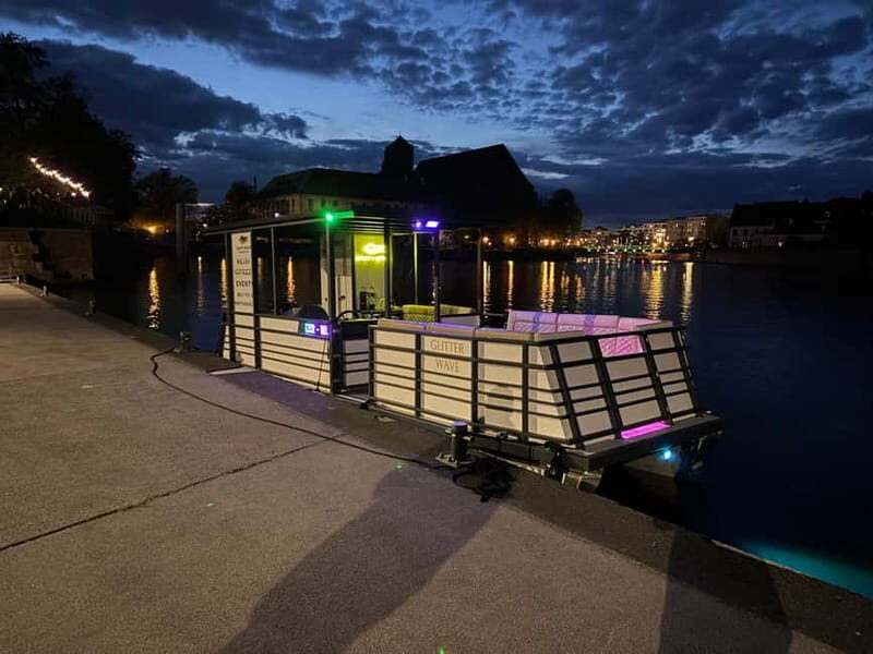 Wroclaw: Catamaran Cruise on the Oder River - A Detailed Review of Wroclaw’s Catamaran Cruise