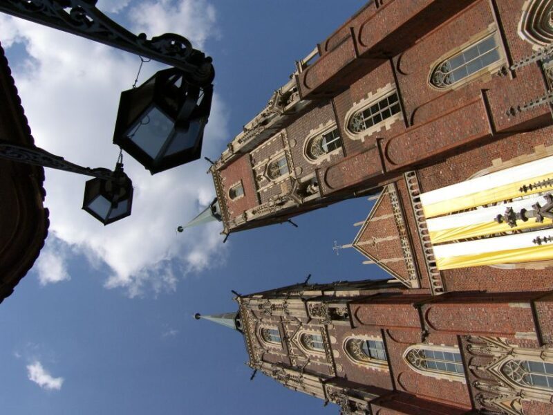 Wroclaw: City Walk and Cruise by Luxury Solar Catamaran - Exploring Wroclaw with a blend of history and scenery