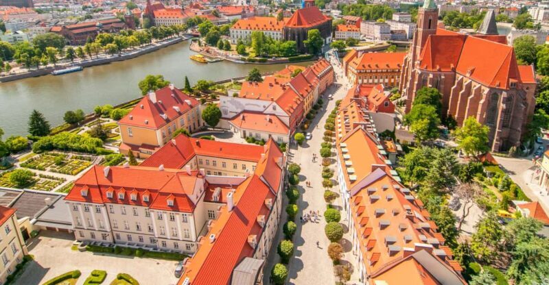 Wroclaw: Guided City Walk - A Well-Balanced Itinerary