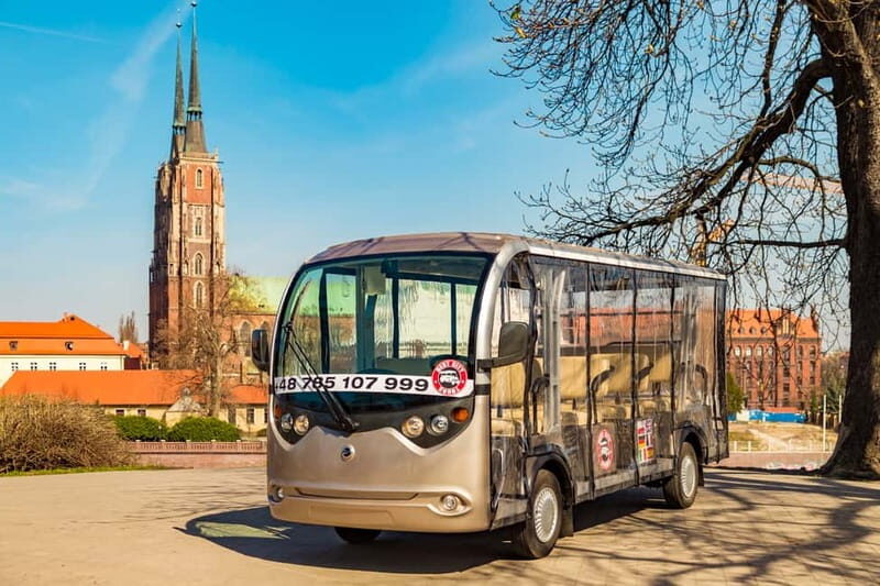 Wroclaw: Multimedia Fountain Evening Show - Who Will Enjoy This Tour?