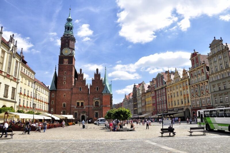 Wroclaw: Old & New Town Highlights Private Guided Walking To - Who Should Book This Tour?