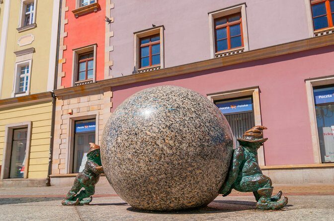 Wroclaw Old Town Guided Walking Tour - The Local Market Hall: A Feast for the Senses