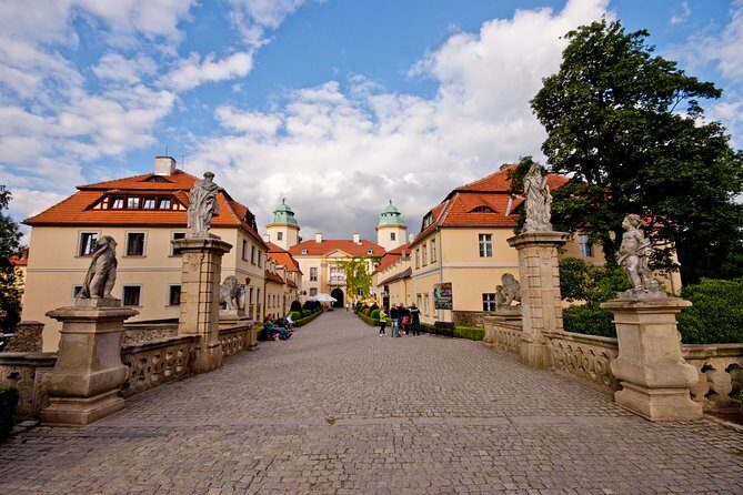 Wroclaw To Ksiaz Castle and Church of Peace in Swidnica - half day tour - Exploring the Highlights: What to Expect on the Tour