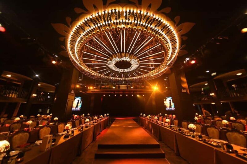 Wuhan: Yellow Crane Tower, East Lake & Hankow Tour - Key Points