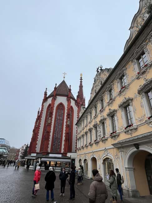 Würzburg in winter: Residence, Old Town, and mulled wine - Scenic Finale on the Old Main Bridge