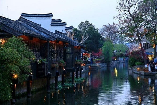 Wuzhen Water Town Self-Guided Tour with Private Transfer from Hangzhou - Key Points