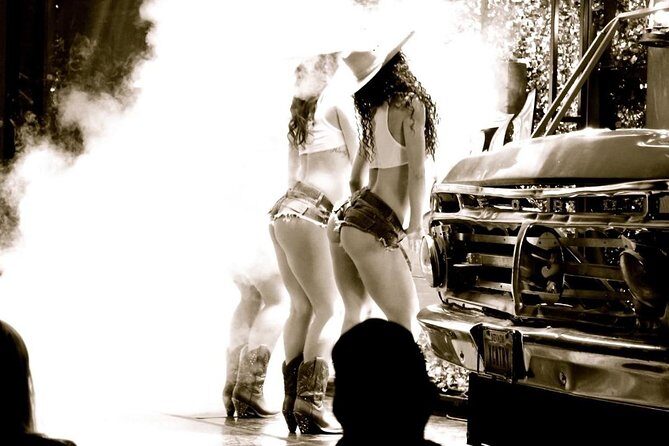 X Country at Harrah's Hotel and Casino in Las Vegas - Key Points