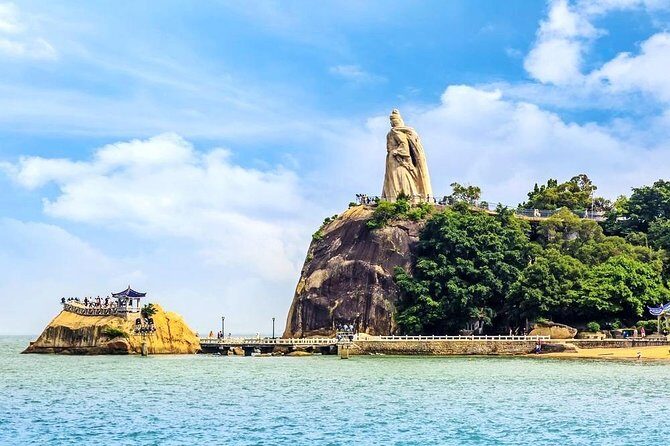 Xiamen Private Customized Day Tour with Old and New Highlights - In-Depth Look: What You Can Expect