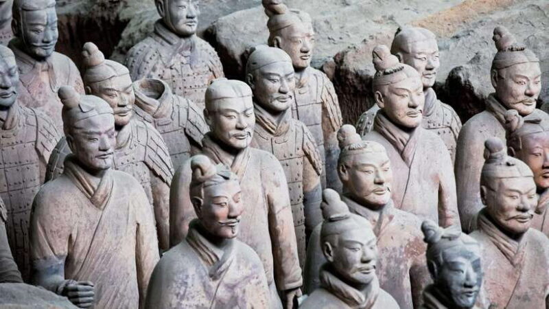 Xian: Bus Tour of Terracotta Warriors With Guide & Lunch - Exploring the Tour: What to Expect