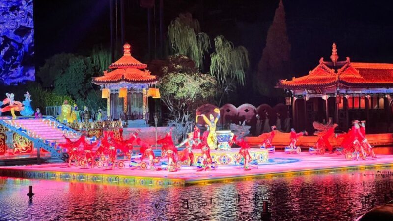 Xi'an: Guided Day Tour to Huaqing Palace & Terracotta Army - Key Points