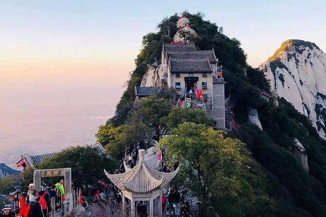 Xi'an Private Round Trip Transfer to Mount Huashan - A Comfortable Journey to Mount Huashan from Xian