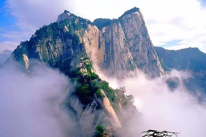 Xi'an Private Round Trip Transfer to Mount Huashan - An In-Depth Look at the Mount Huashan Private Transfer