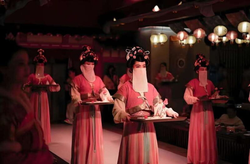 Xi'an: Royal Banquet with Chinese Cultural Performance - An In-Depth Look at the Xian Royal Banquet Experience