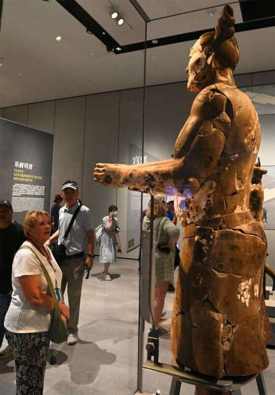 Xi'an: Terracotta Warriors, City Wall, and Muslim Quarter - Discovering the Marvels of Xian