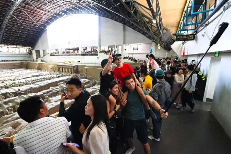 Xi'an:Terracotta Army Museum Walking Tour with Entry Tickets - Discover the Wonders of the Terracotta Army with a Guided Tour in Xian