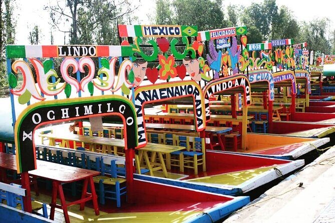 Xochimilco Canals Tour with Trajinera Ride & Local Guide - Key Points