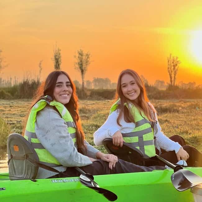 Xochimilco: Kayak ride at sunrise with breakfast - Key Points