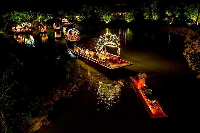 Xoximilco party in Cancun - Key Points