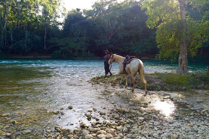 Xunantunich horseback riding tour - Who Will Love This Tour?