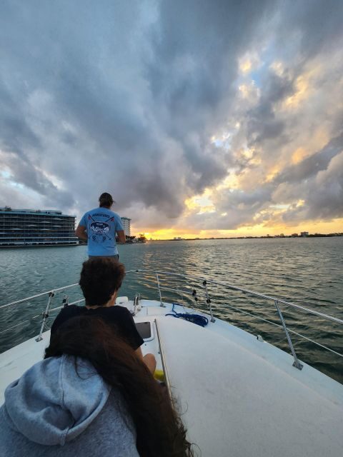 Yacht cruise Biscayne Bay, Miami Beach and Sand bar. 42Ft - An In-Depth Look at the Yacht Tour Experience