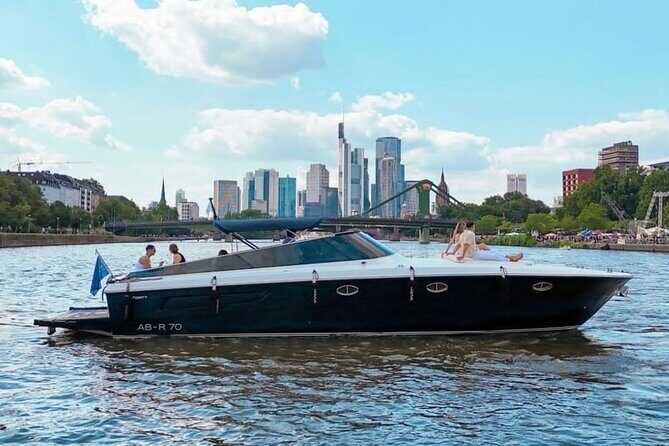 Yacht Tour in Frankfurt for up to 12 Guests - Navigating the Frankfurt Waterway: An In-Depth Review