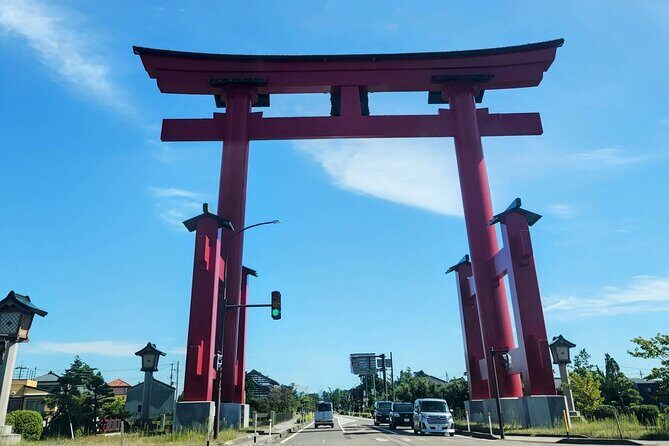 Yahiko E-Motorcycle Similar to a Bicycle Rentals - Exploring Yahiko on an Electric Motorcycle: A Practical and Cultural Journey