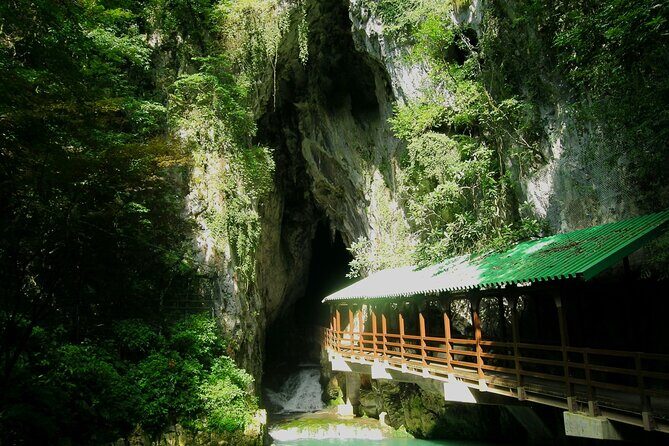 Yamaguchi 4 Highlights & Karato Market 1Day Tour from Fukuoka - FAQ