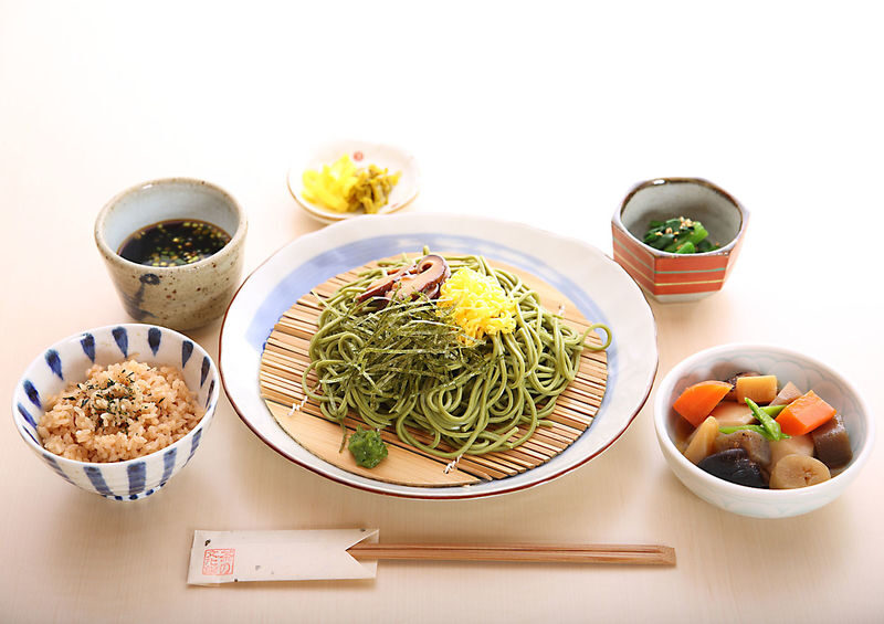 Yame Central Tea Plantation Full-Day Guided Tour with Sake Tasting - A crafts center and a traditional lunch