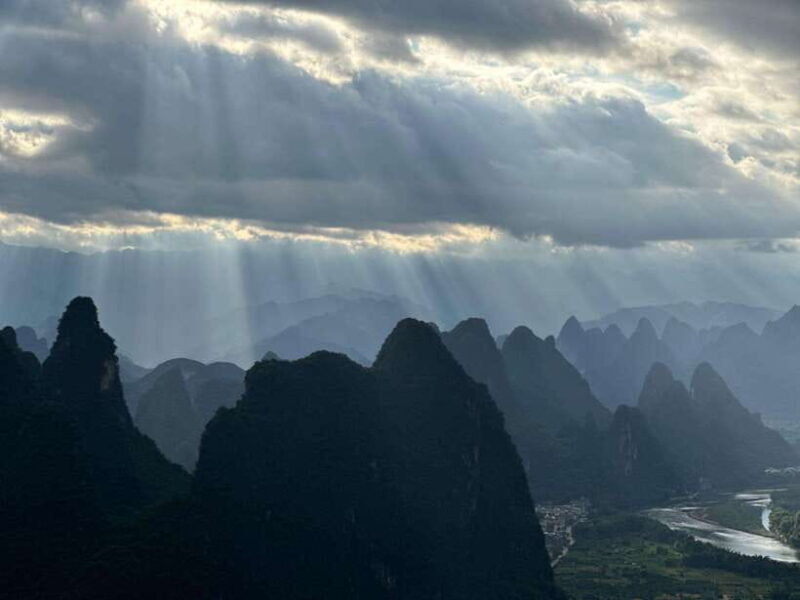 Yangshuo/Guilin: Full- or Half-Day Xianggong Hill Sunrise - An In-Depth Look at the Xianggong Hill Sunrise Tour