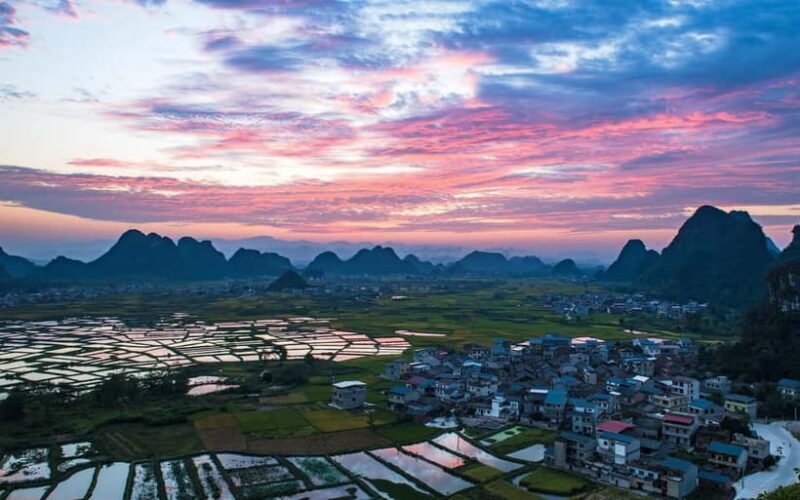 Yangshuo: Xianggong Mountain Sunrise & Bamboo Rafting Tour - Key Points